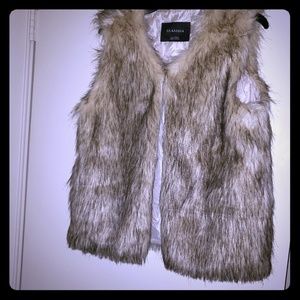 Women's Faux Fur Vest